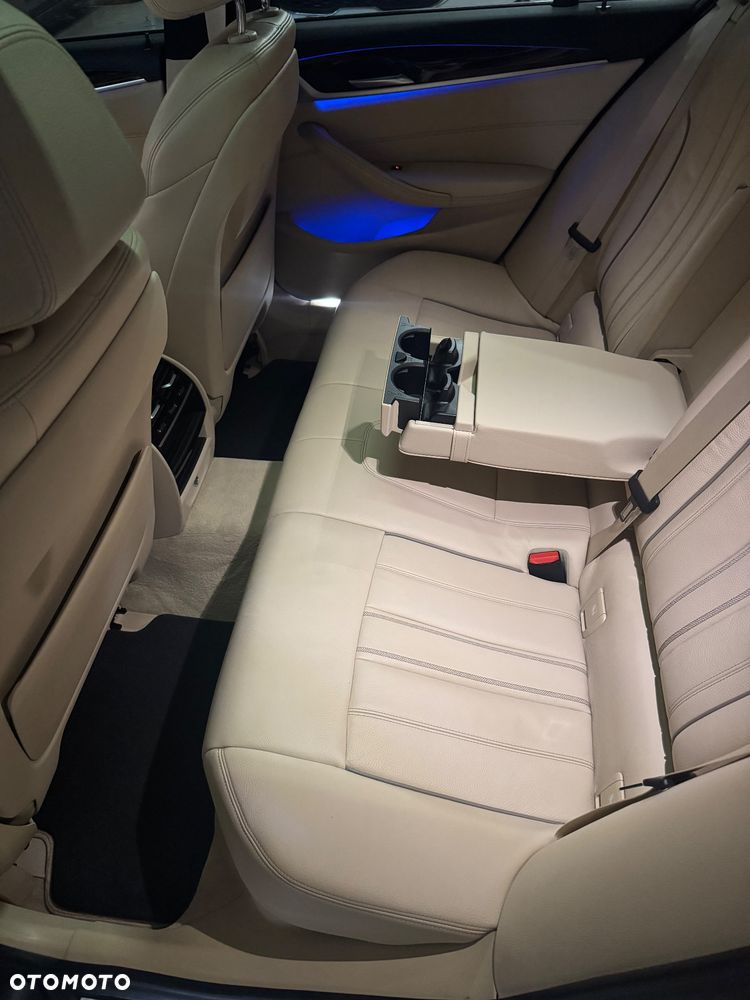BMW Seria 5 530d M Sport sport - 17