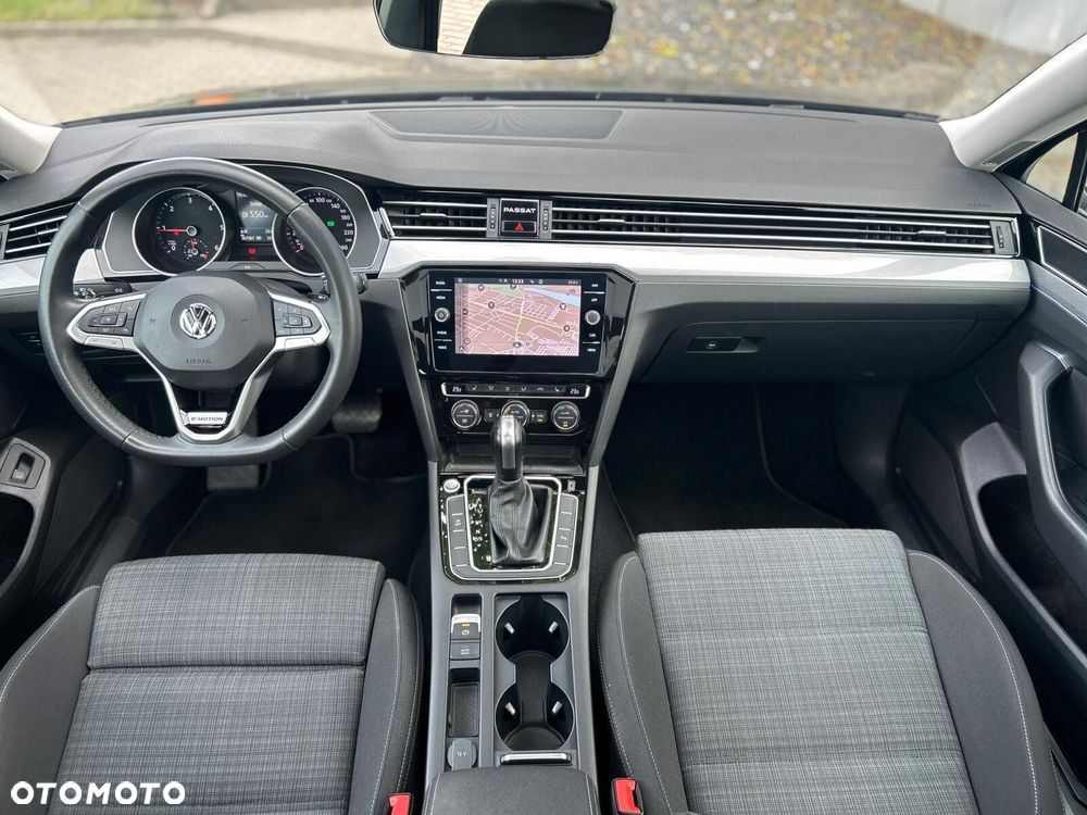 Volkswagen Passat - 18