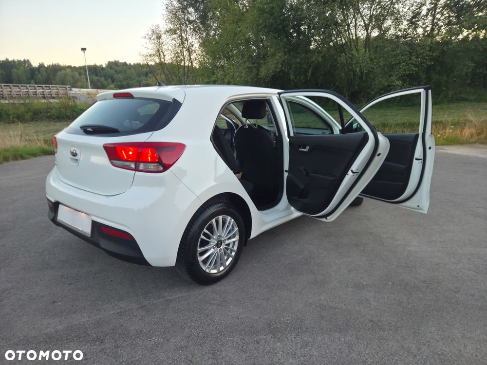 Kia Rio 1.2 Edition 7 - 23