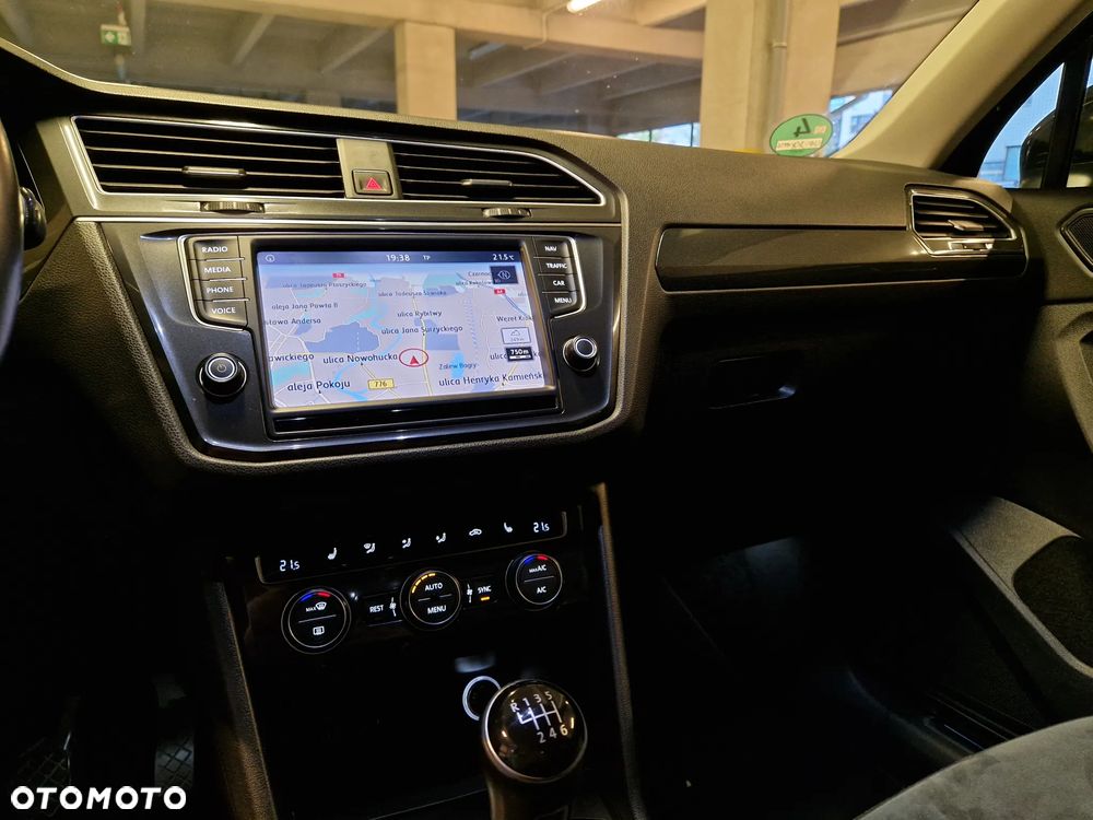 Volkswagen Tiguan 2.0 TDI BMT SCR Highline - 23