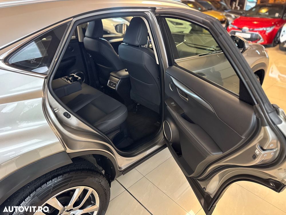 Toyota RAV4 ver-300h-business-edition - 11