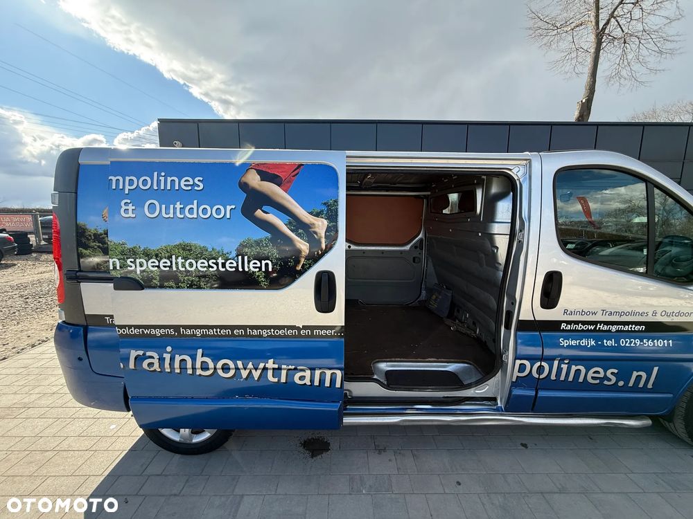 Renault Trafic 2.0 dCi Long 2x Boczne drzwi Klimatyzacja Elektryczne Szyby Gwarancja - 17