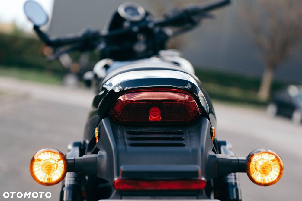 Harley-Davidson Street Rod XG 750A - 8