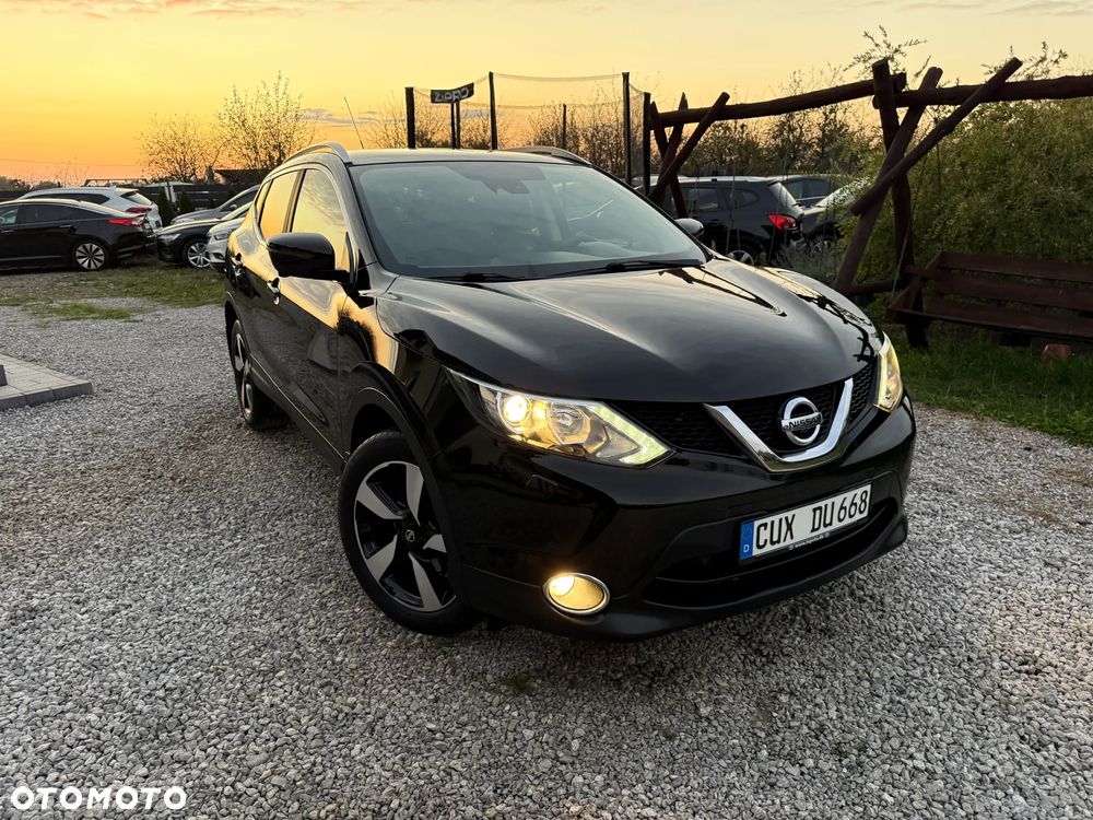 Nissan Qashqai 1.6 DIG-T Tekna - 1
