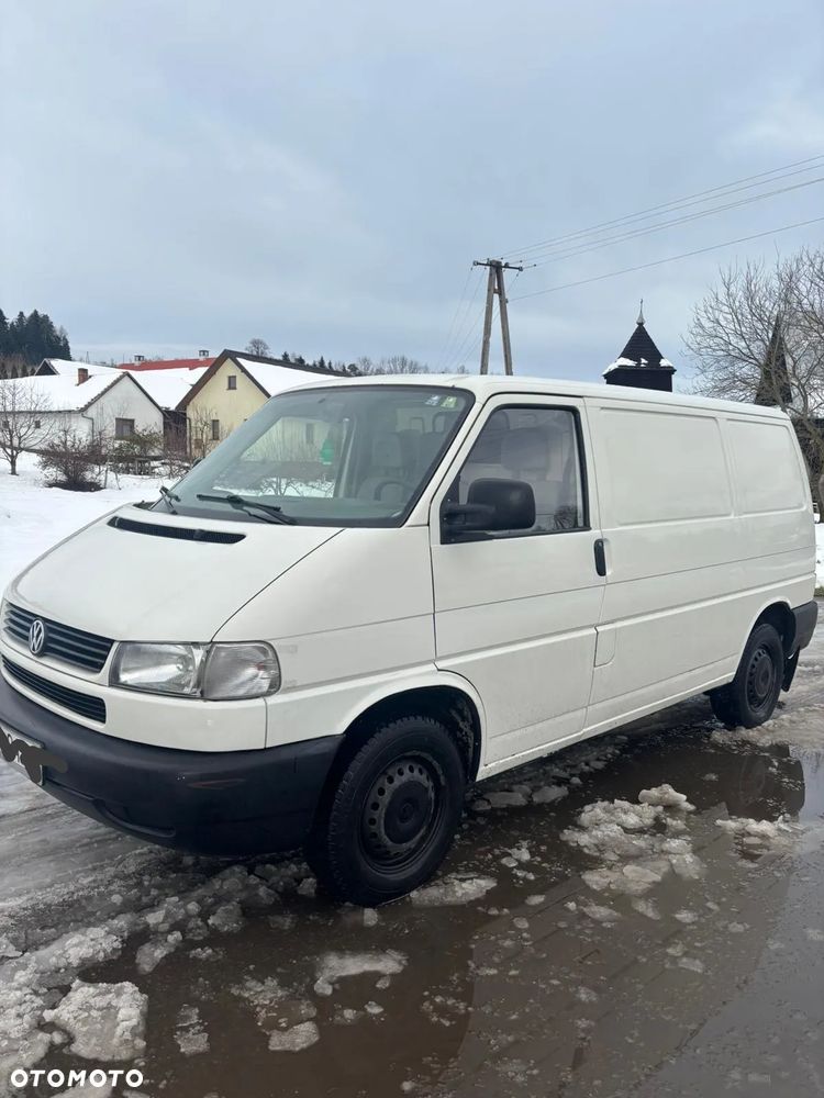 Volkswagen Transporter - 4