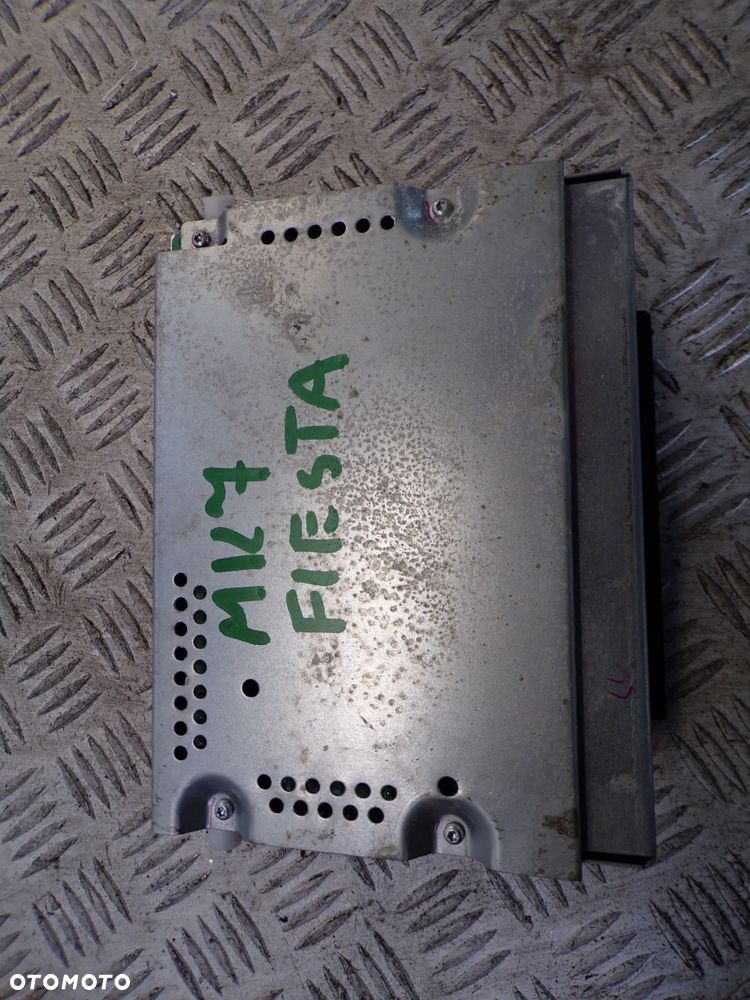 RADIO FORD FIESTA MK7 - 1