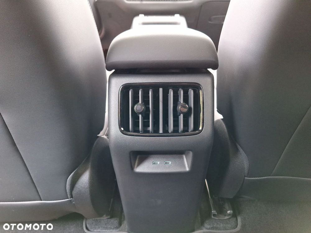 BYD Dolphin G - 23