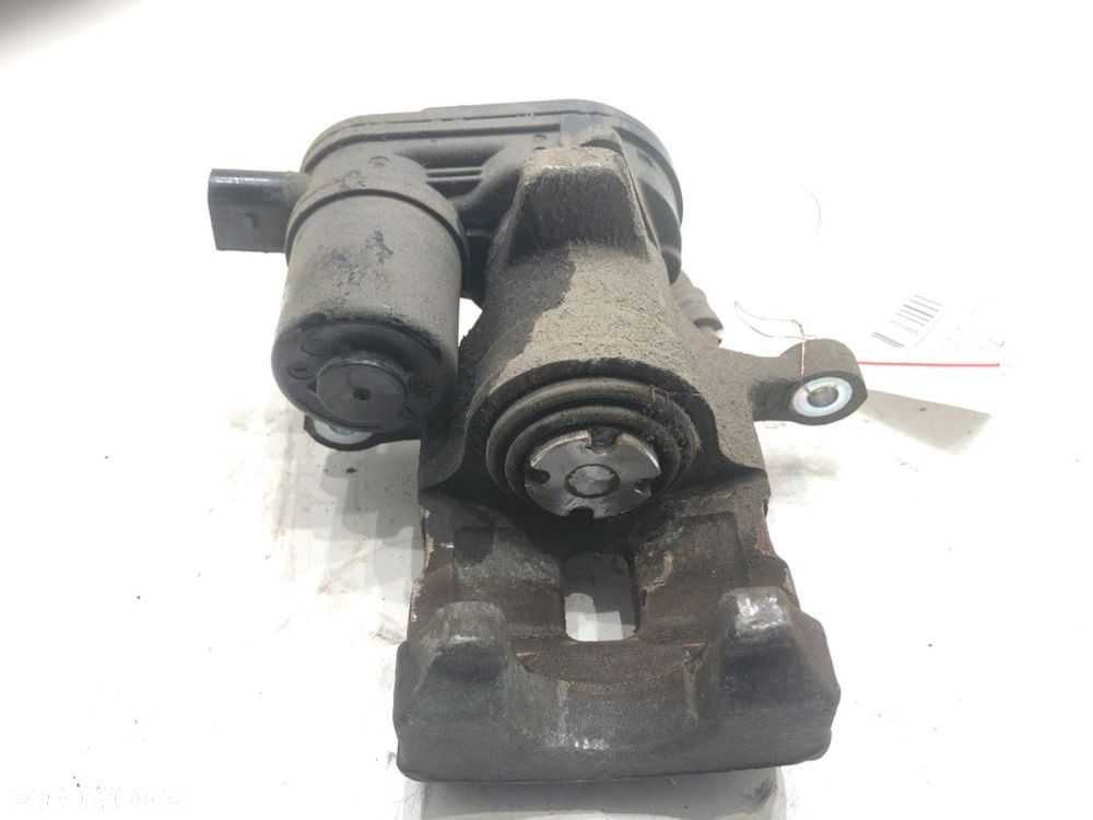 ZACISK PRAWY TYŁ - 99.00 PLN - HYUNDAI KONA (OS, OSE, OSI) 2017 - 2022 1.6 T-GDi 4WD 146 kW [199 - 4