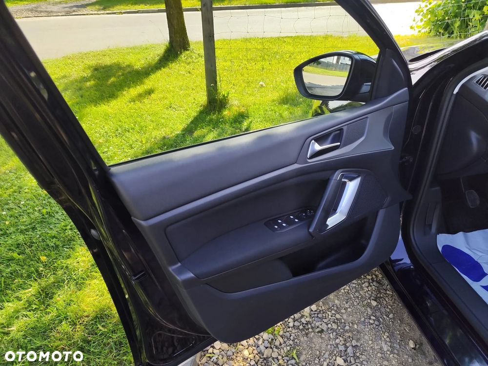 Peugeot 308 PureTech 130 GPF Stop & Start Allure - 27