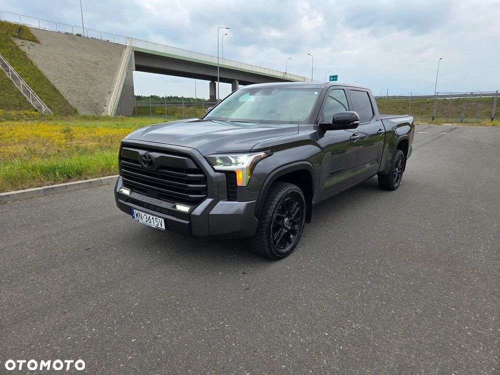 Toyota Tundra - 2