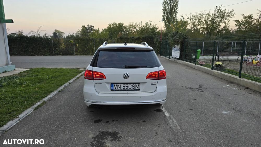 Volkswagen Passat Variant 2.0 TDI Blue TDI DSG Comfortline - 7