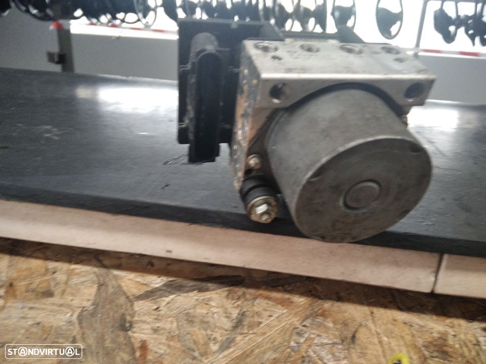 Módulo ABS Renault Clio III 0265 231 333  820029137 - 4