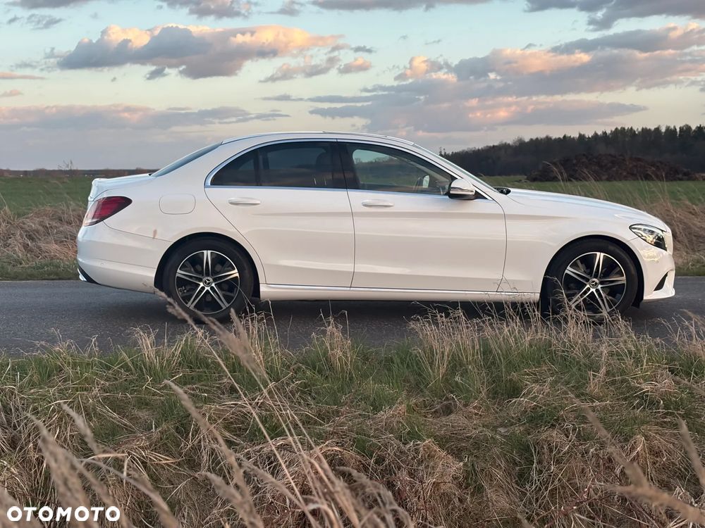Mercedes-Benz Klasa C 220 d 9G-TRONIC - 7