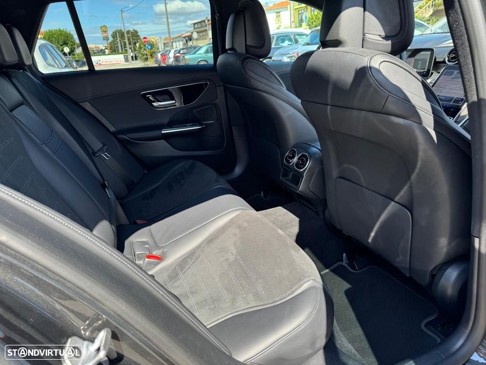 Mercedes-Benz C 300 d AMG Line - 15