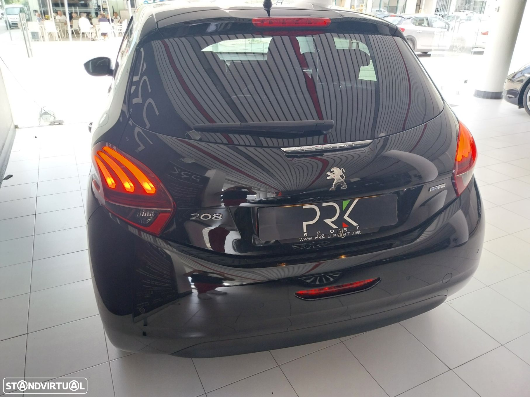 Peugeot 208 1.2 PureTech Style - 5