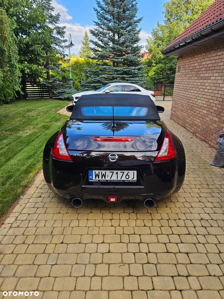 Nissan 370 Z - 3