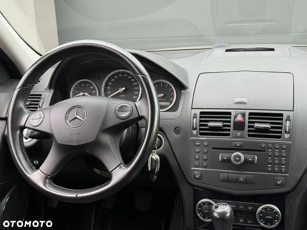 Mercedes-Benz Klasa C 180 Kompressor - 4