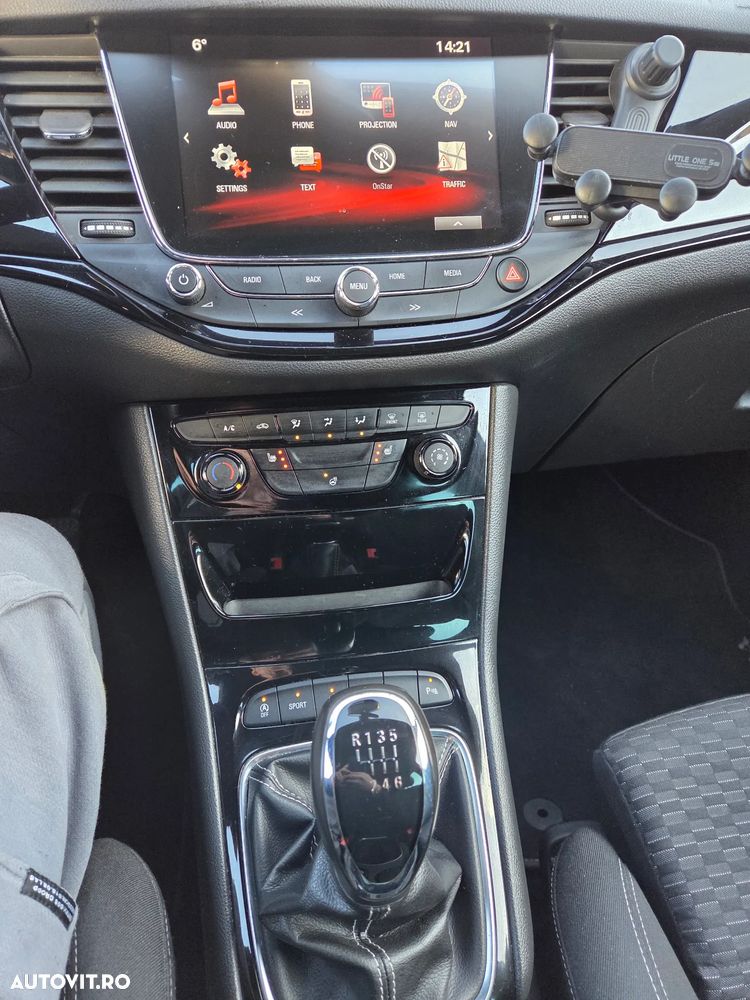 Opel Astra 1.6 BiTrb D (CDTI) Start/Stop Dynamic - 11