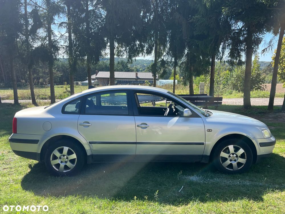 Volkswagen Passat 1.9 TDI - 1