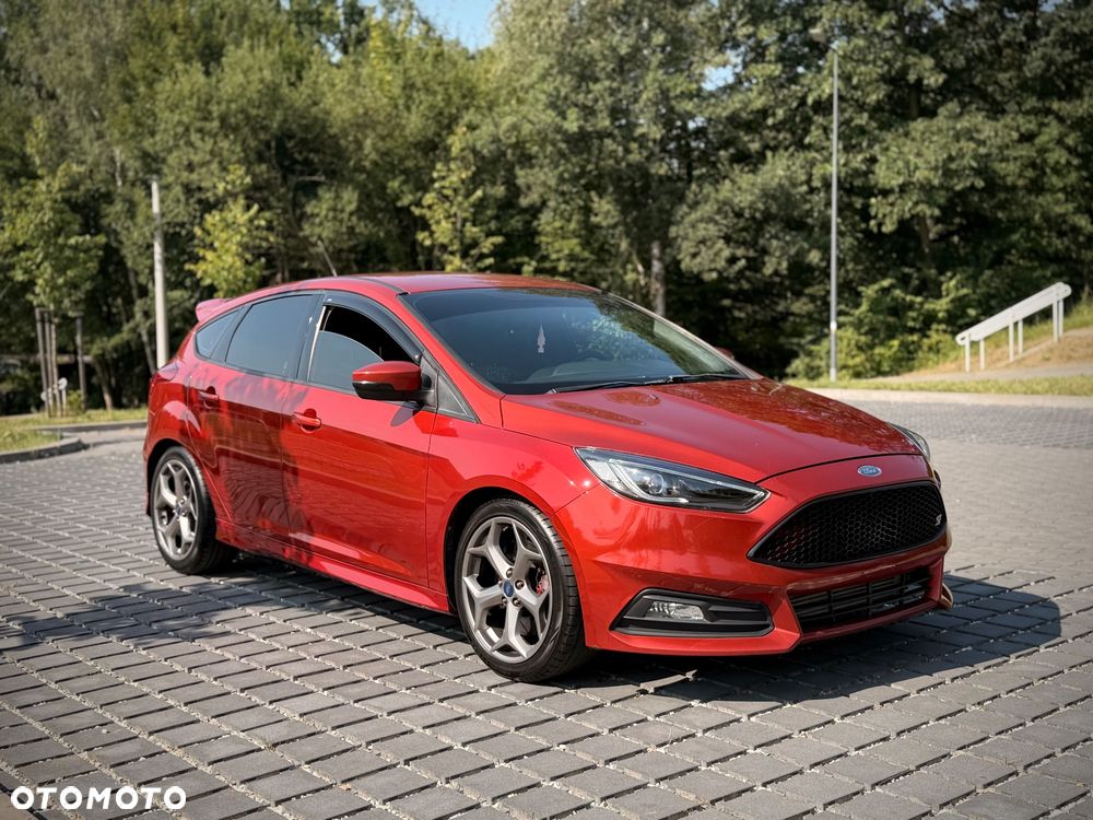 Ford Focus ST - 4
