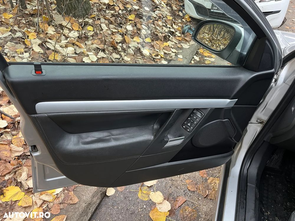 Dezmembrez Opel Vectra C facelift break argintiu gri 1,9 TDI 6+1R 120cp - 11