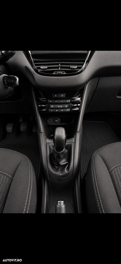 Peugeot 208 1.2 L PureTech Access - 5