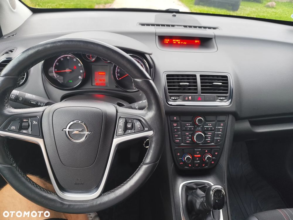 Opel Meriva 1.4 150 Jahre - 13