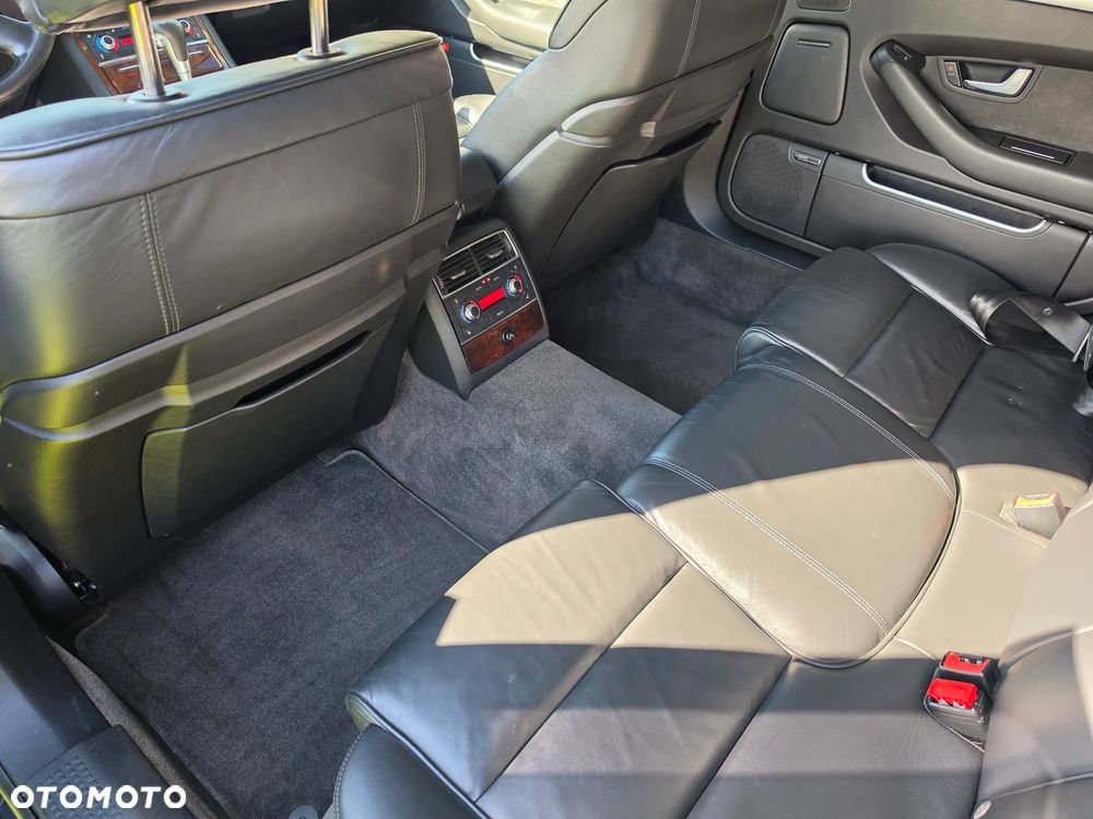 Audi A8 - 11