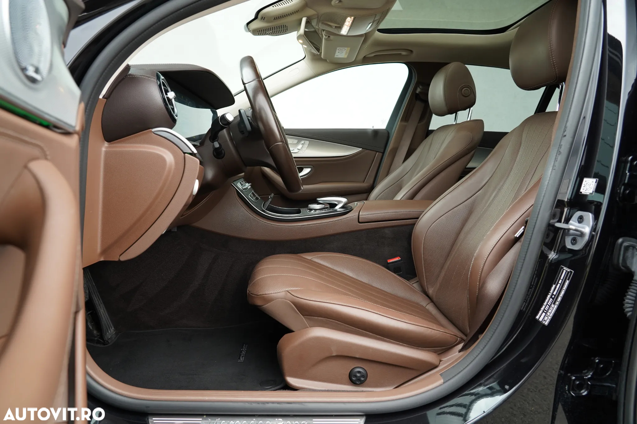 Mercedes-Benz E 220 d 9G-TRONIC Exclusive - 15