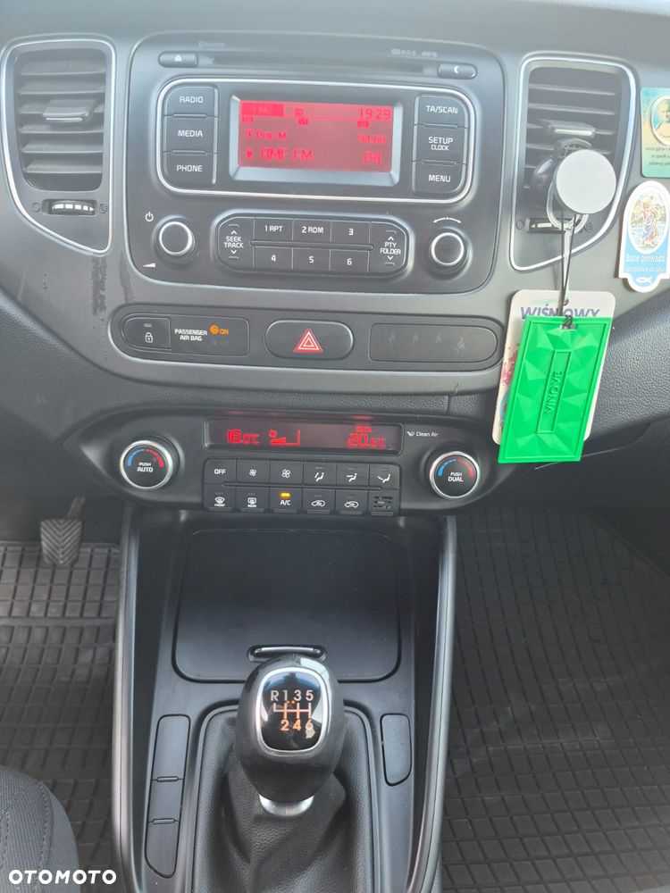 Kia Carens 1.6 GDI M EU6 - 12