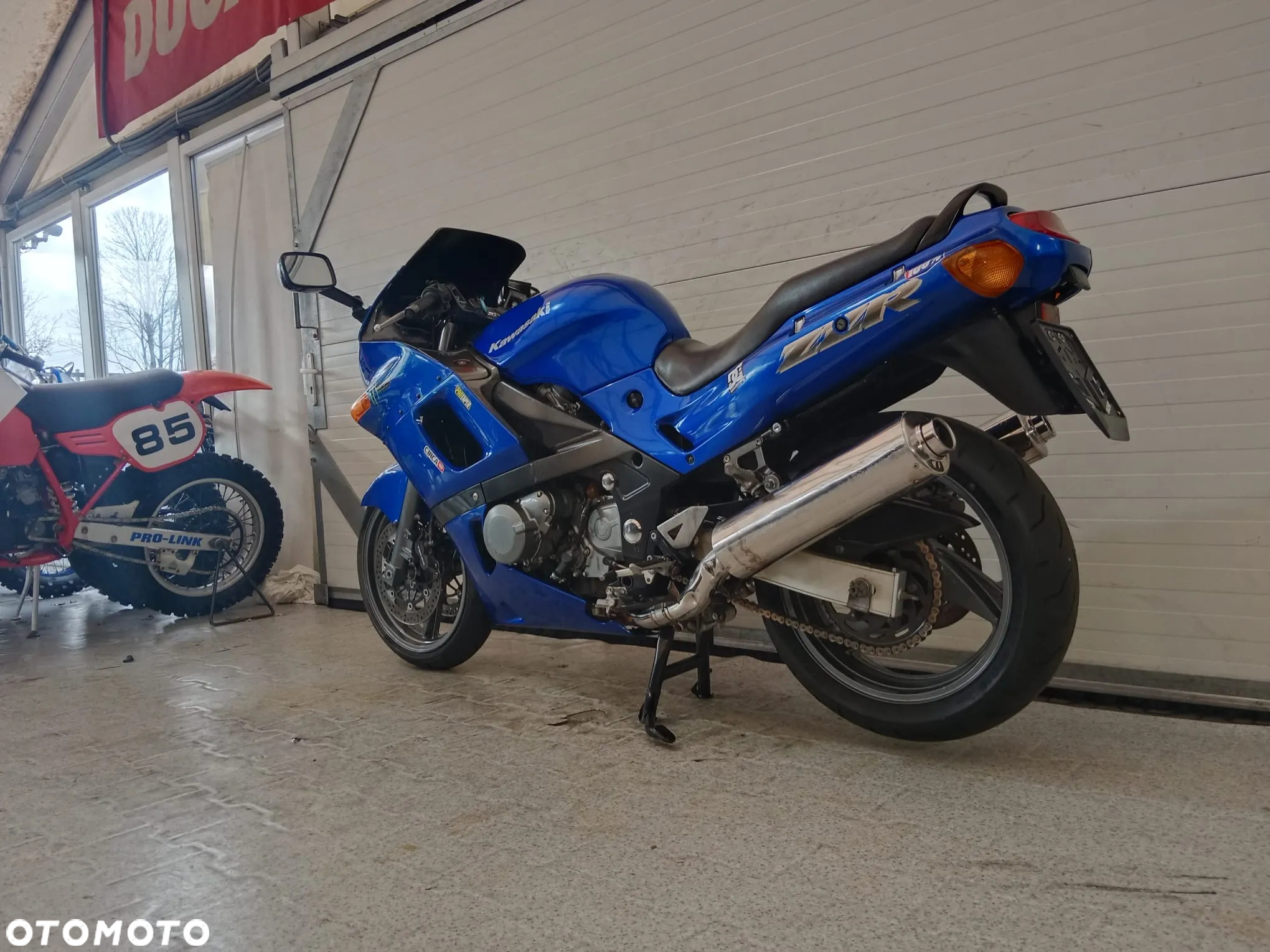 Kawasaki ZX - 28