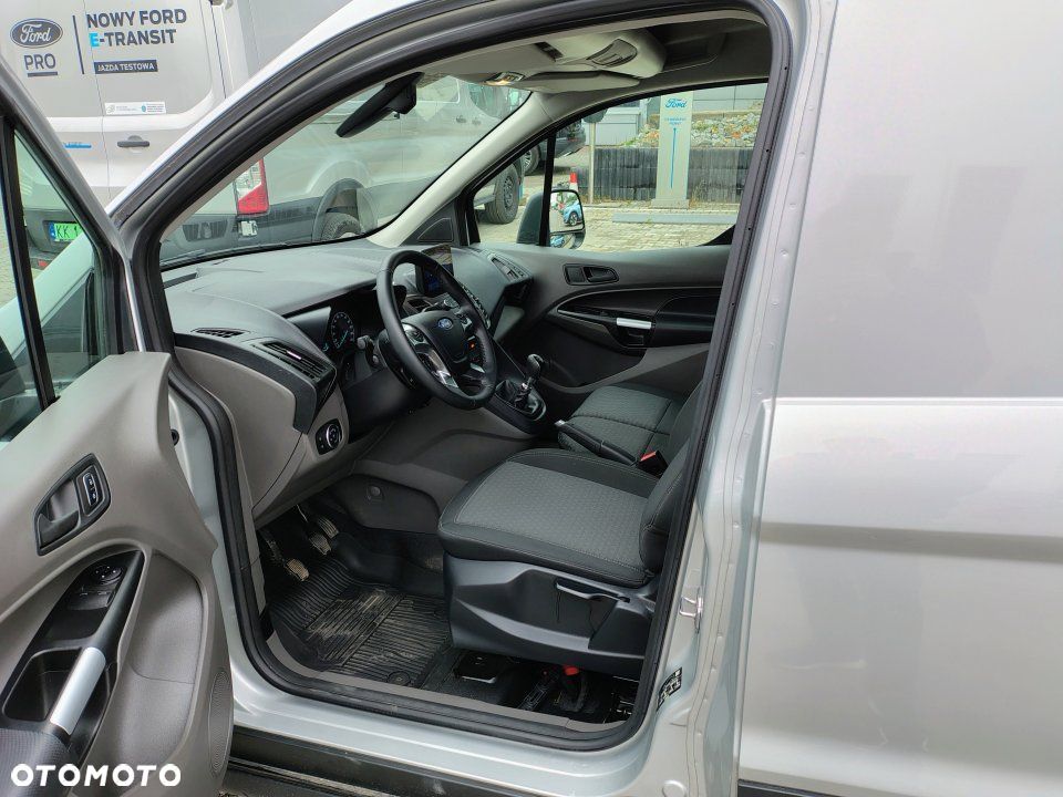 Ford Transit Connect - 15