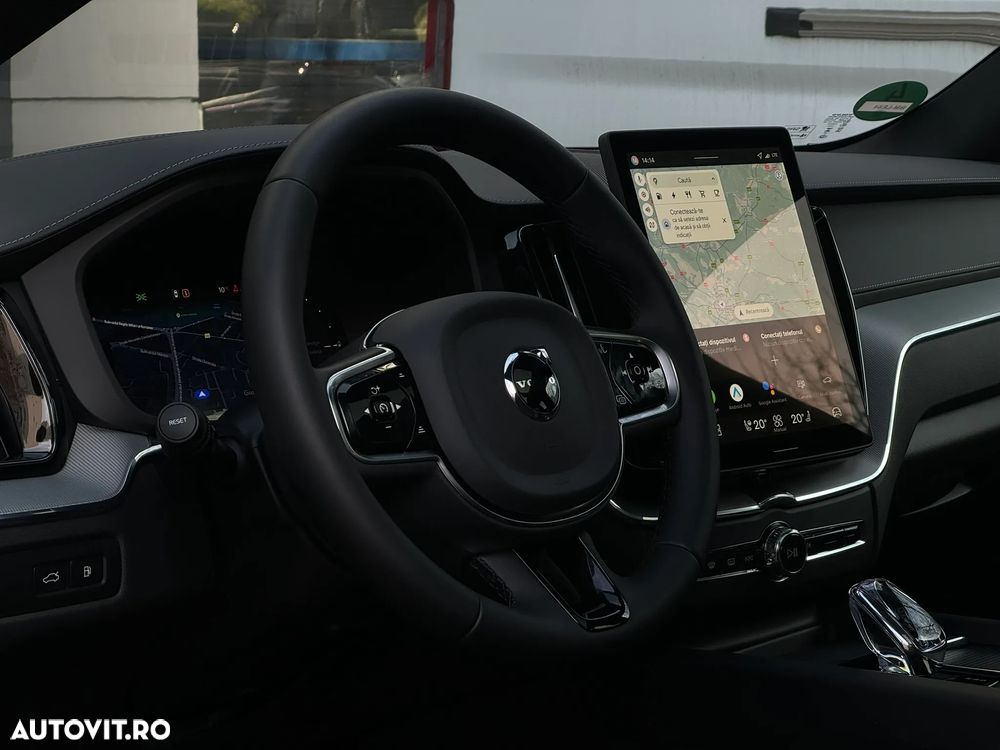 Volvo XC 60 T6 AWD AT PHEV Plus Dark - 19