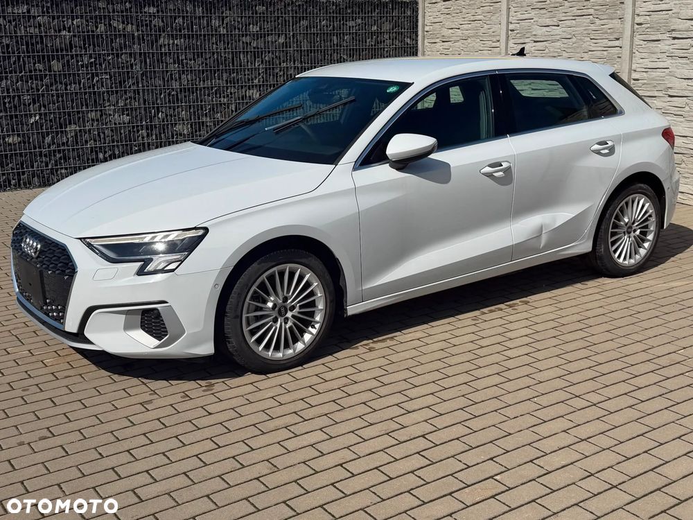 Audi A3 Sportback - 6