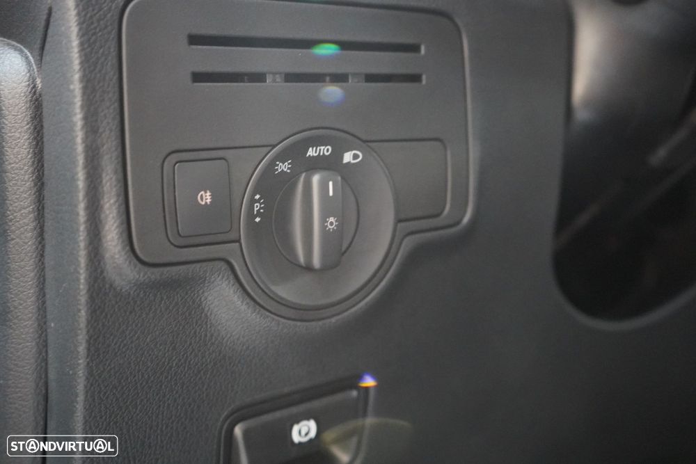 Mercedes-Benz eVito Tourer 90 kWh Longo - 25