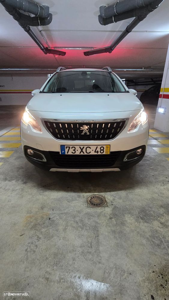 Peugeot 2008 1.2 PureTech Allure - 5