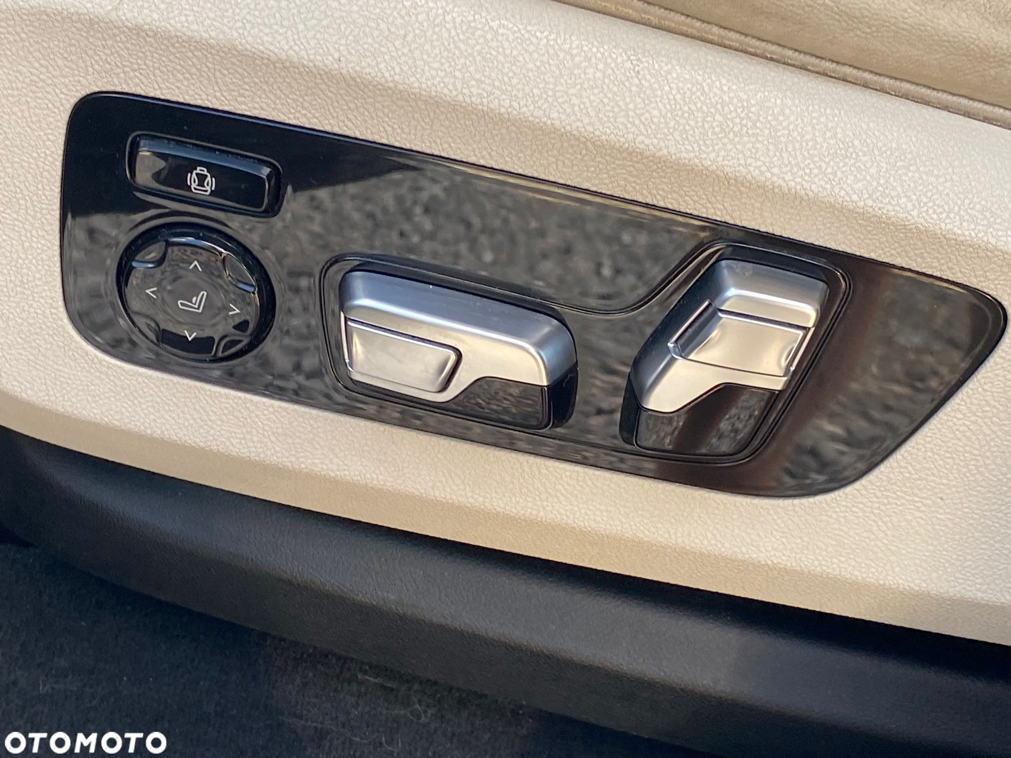 BMW X6 M50i - 29
