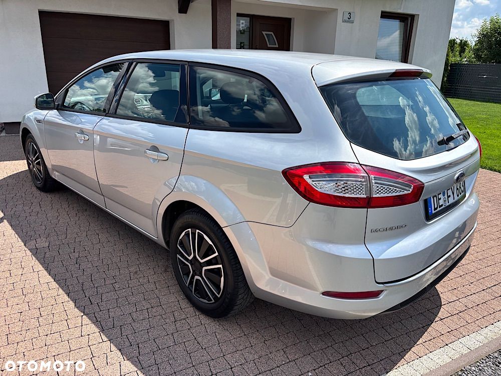 Ford Mondeo 2.0 TDCi Titanium - 10