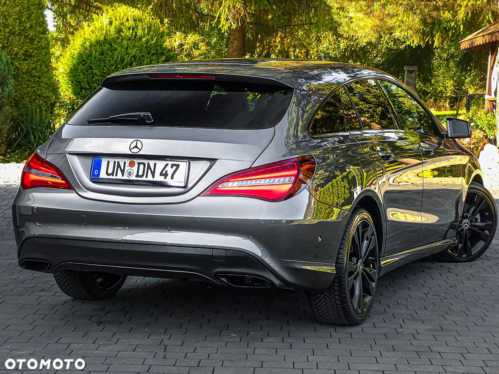 Mercedes-Benz CLA 200 7G-DCT Urban - 4