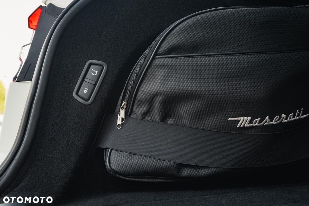 Maserati Levante S - 37