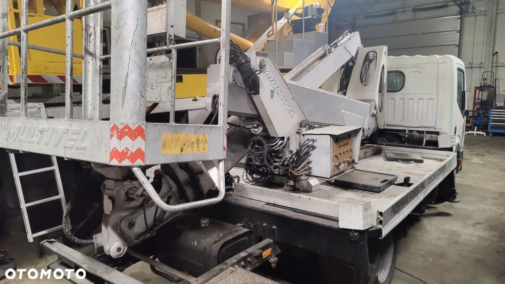 Mercedes-Benz WT580 - 2