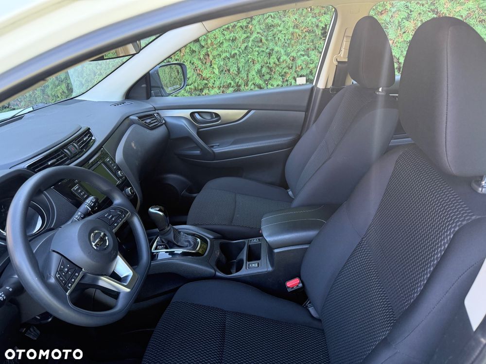 Nissan Qashqai - 12