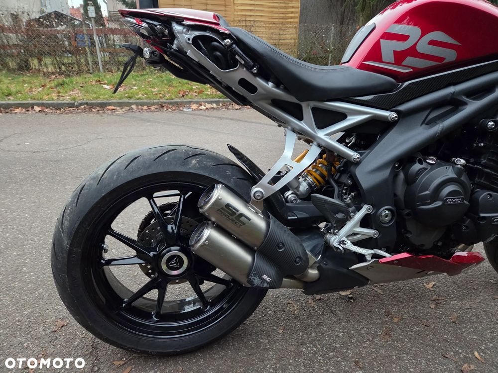 Triumph Street Triple - 9