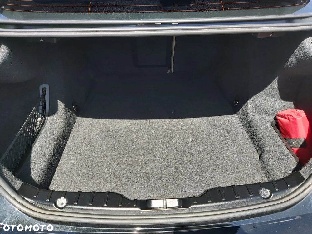 BMW Seria 5 520d Special Edition - 10