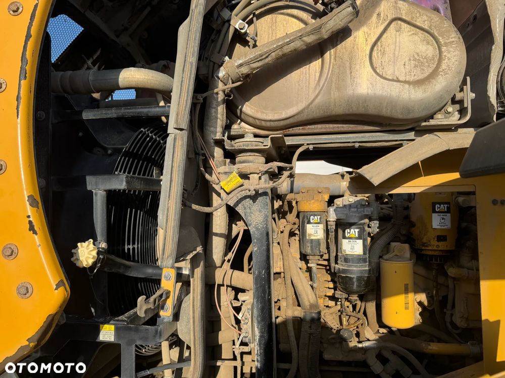 Caterpillar 950M - 8