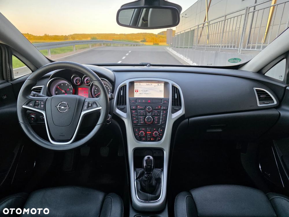 Opel Astra 2.0 CDTI Sport S&S - 9