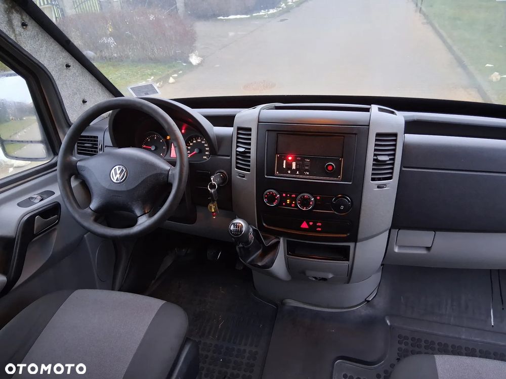 Volkswagen Crafter - 13