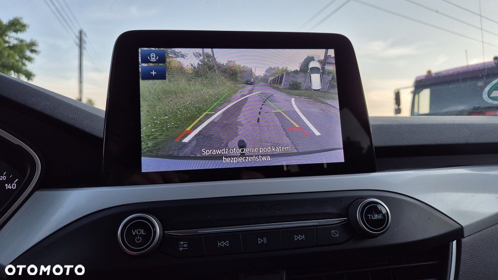 Ford Focus 1.5 EcoBlue STart-Stopp-System TITANIUM - 9