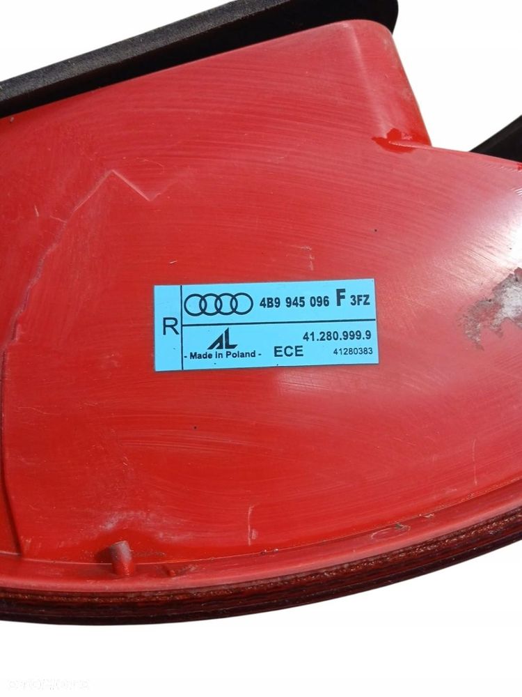 lampa prawa tylna tył audi a6 c5 avant 4b9945096f - 3