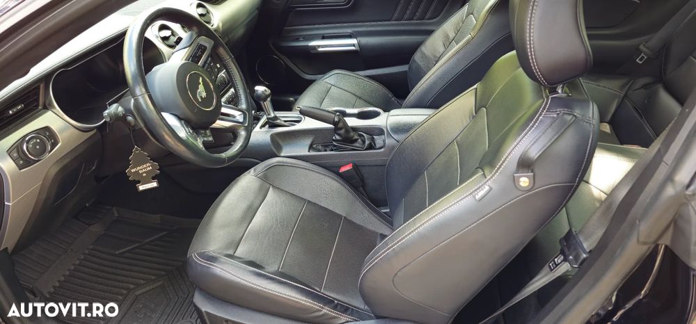 Ford Mustang 2.3 EcoBoost Aut. - 23
